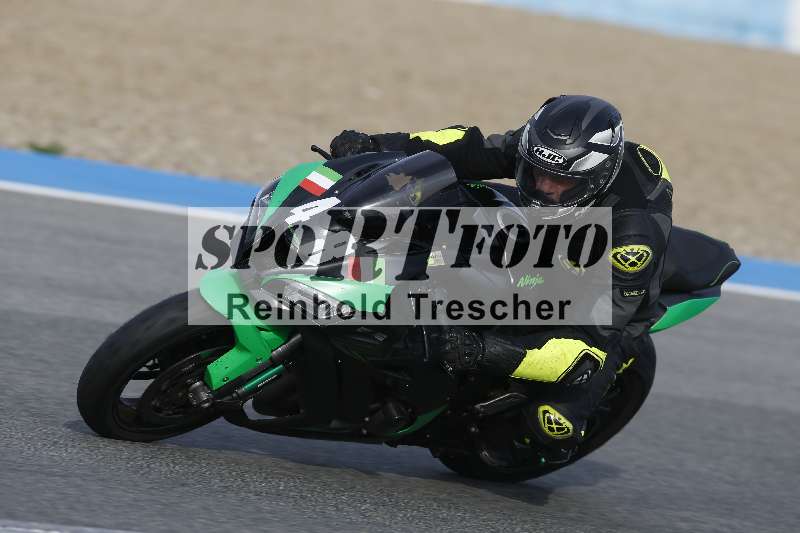 /Archiv-2024/01 26.-28.01.2024 Moto Center Thun Jerez/Gruppe gruen-green/48